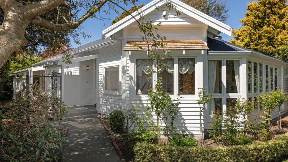 Fendalton Villa - Christchurch Holiday Home