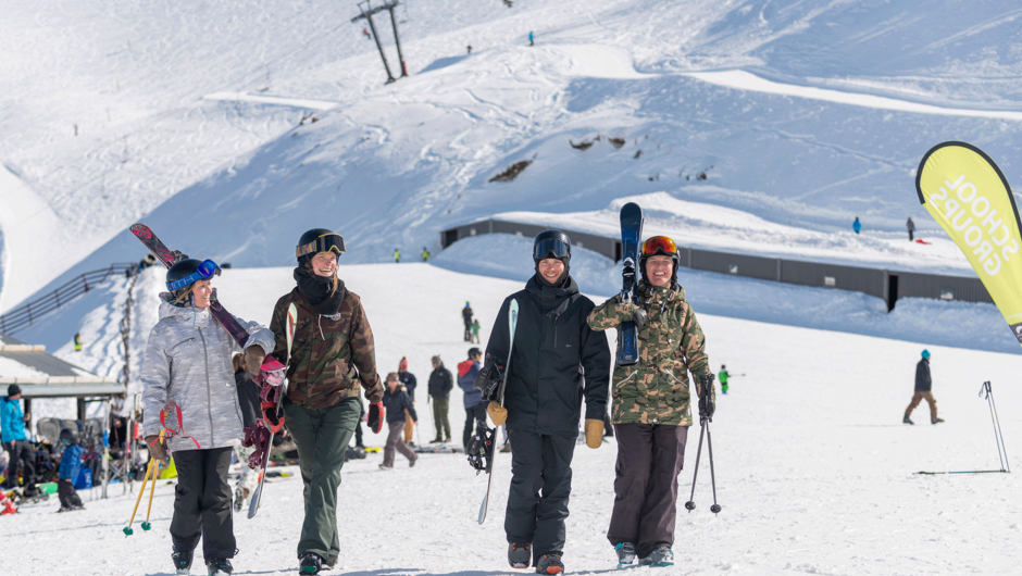 Mt Hutt crew