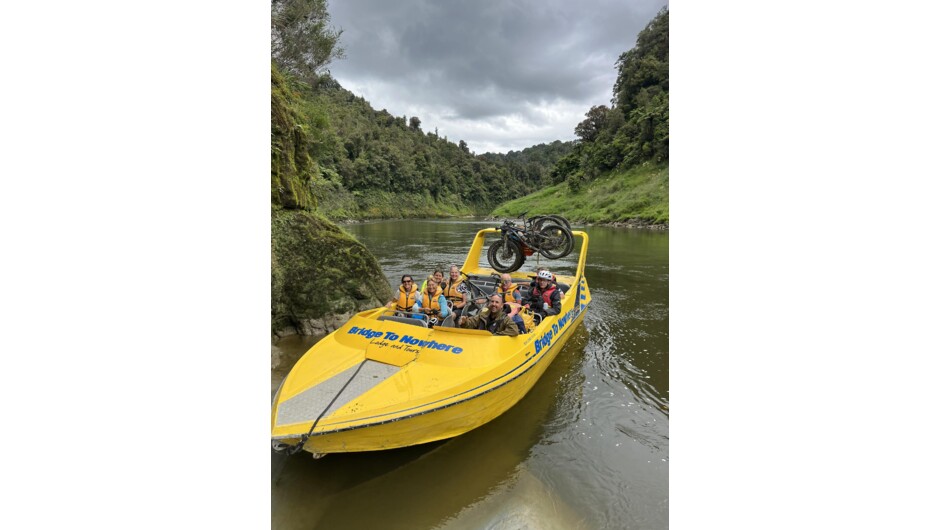 Bridge to Nowhere jet boat at Mangapurua