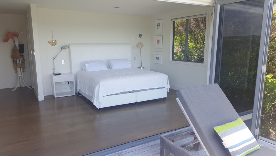 King suite with ensuite, walk in wardrobe and private deck