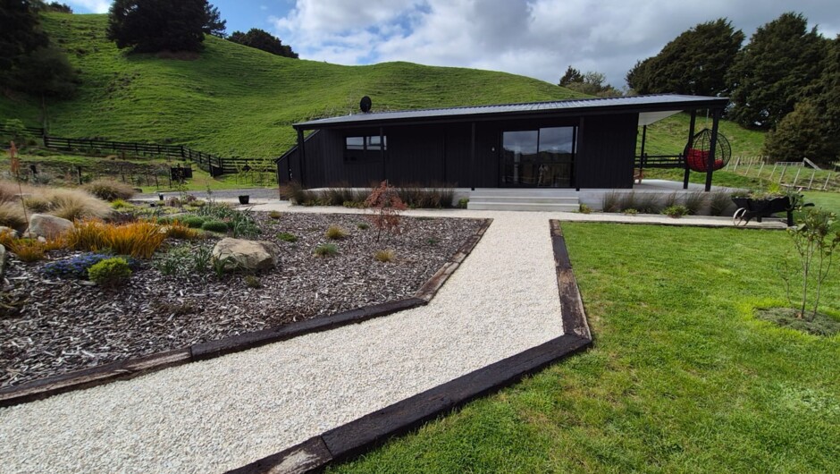 Water feature garden and pathways