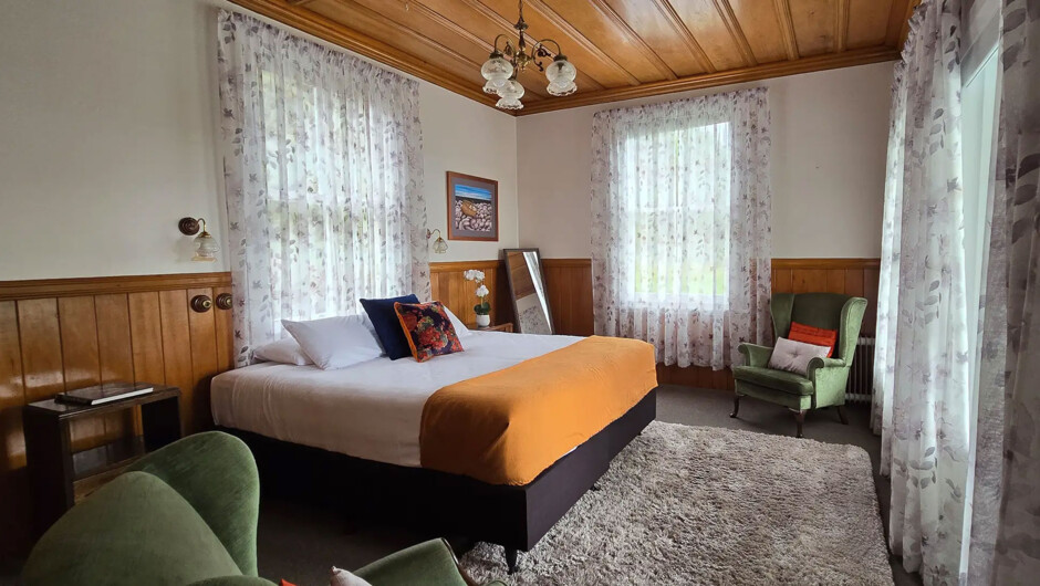 The Rīmu Room - Super King / Split Single with Ensuite and Verandah access on the Ground Floor at Riverhead Villa.