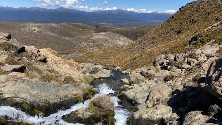 New Zealand hiking tour through the Tongariro National Park