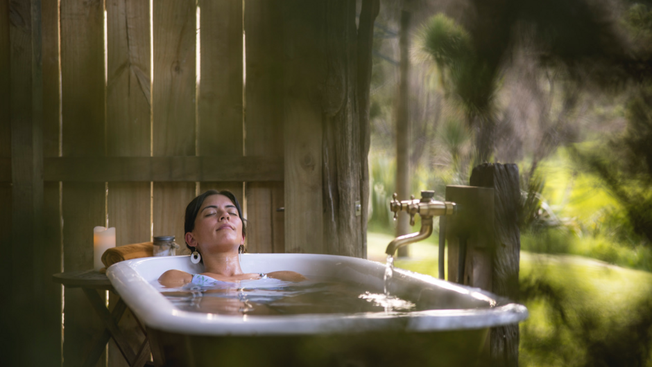 Bush Bath Awatuna Yurt