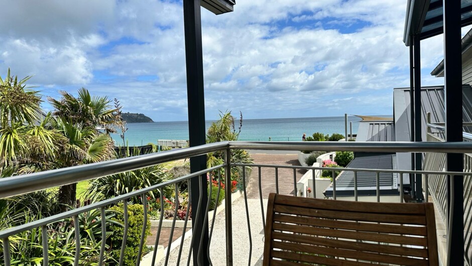 Balcony off dining area