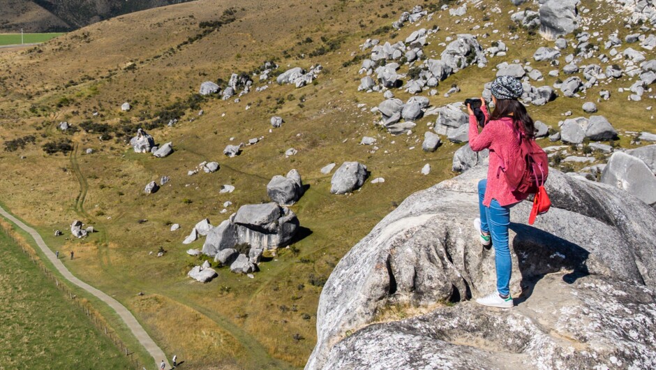 Exploring Kuratawhiti/Castle Hill rocks (guided)