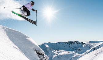 Freeriding with epic views at The Remarkables