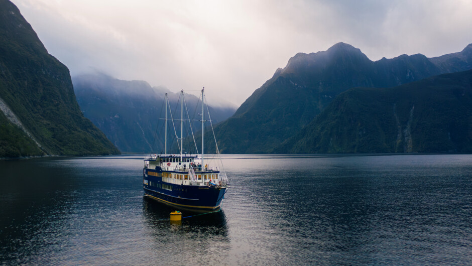 Milford Sound Overnight Cruise