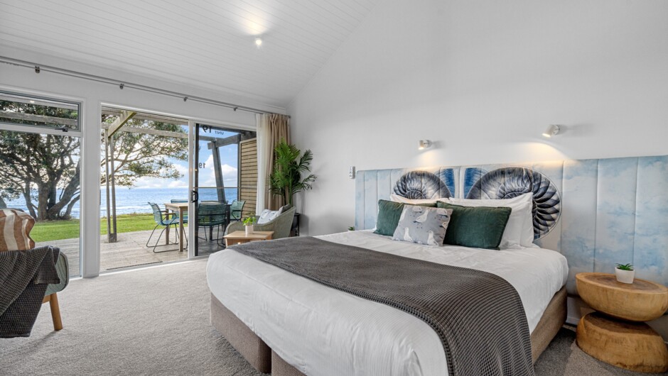 Tasman Holiday Parks - Papamoa Beach Beachfront Bliss Villa