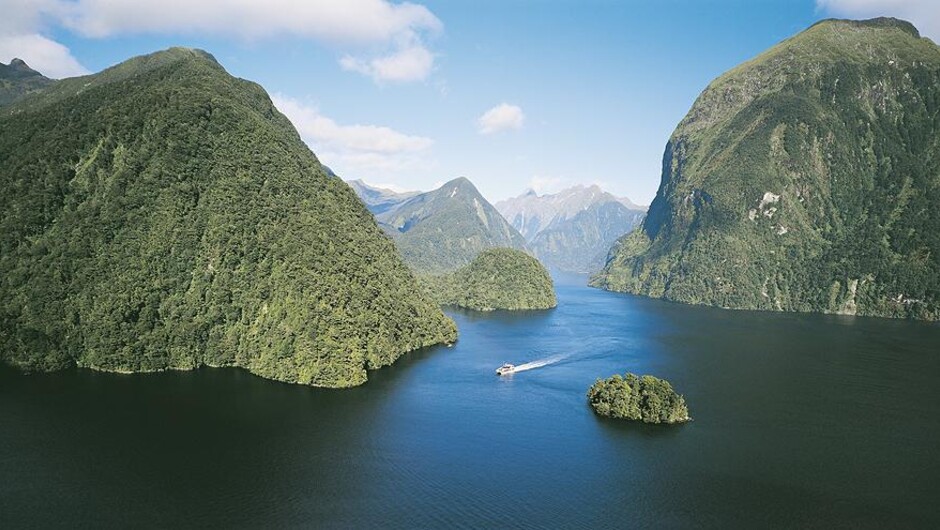 Doubtful Sound Wilderness Cruises - Real Journeys