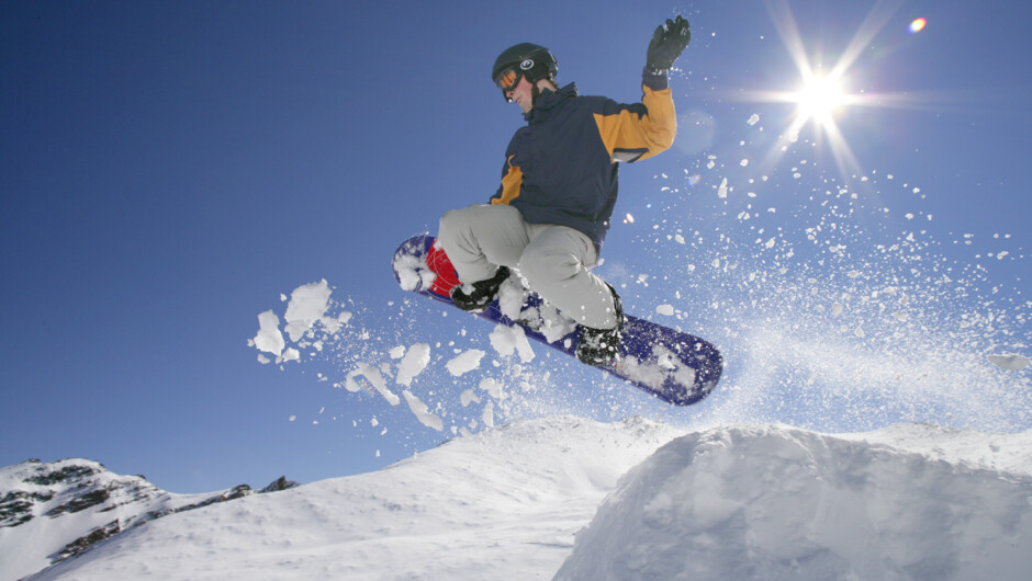 Snowboarding at Mt Dobson