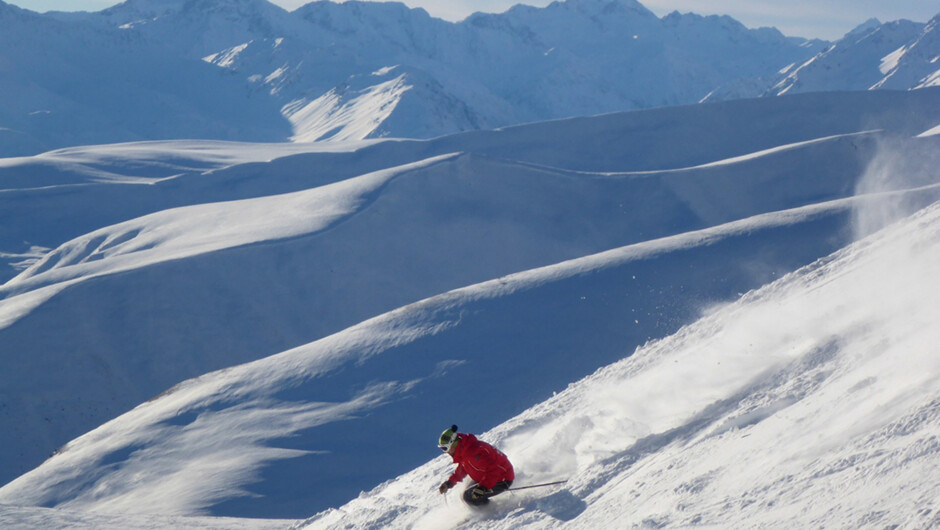 Roundhill - Skiing