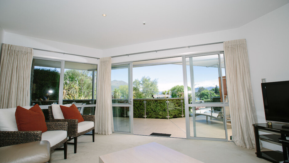 Poolside Apartment Lounge Area