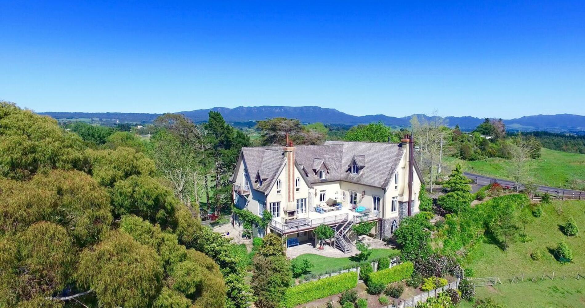 The French Country House | Accommodation in Bay of Plenty, New Zealand