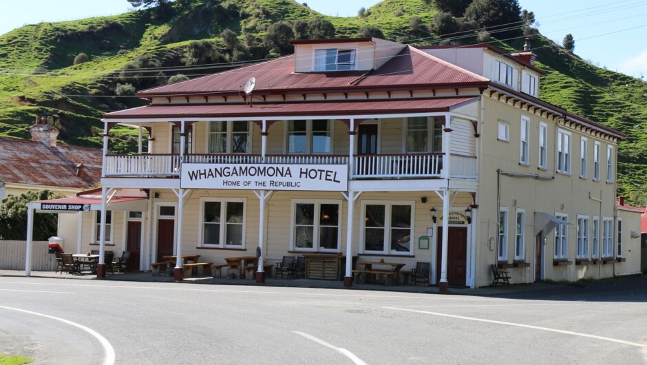 Whangamomona Hotel