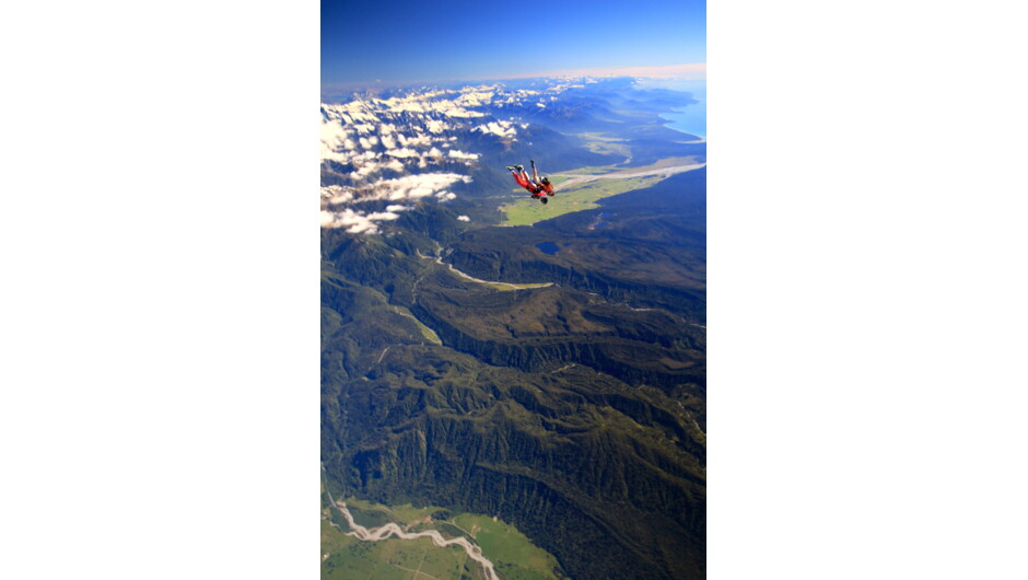 New Zealand's highest tandem skydive 20,000ft at Skydive Franz