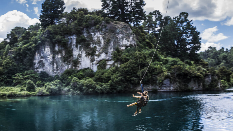 Tandem Extreme Swing