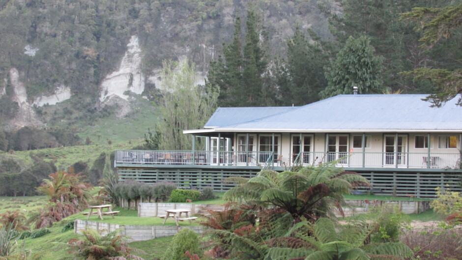 Bridge to Nowhere Lodge